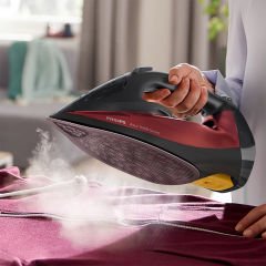 Philips DST7022/40 7000 Serisi HV Buharlı Ütü Siyah/Kırmızı