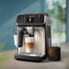 Philips EP5547/90 Tam Otomatik Espresso Makinesi