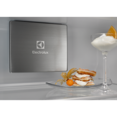 Electrolux ENP7TD75S Ankastre Buzdolabı NoFrost 376 Litre