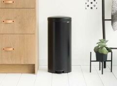 Brabantia Çöp Kutusu 30 LT Pedallı Siyah Newicon