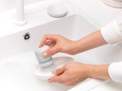 Brabantia Bulaşık Fırçası – Sabun Dağıtıcılı Açık Gri