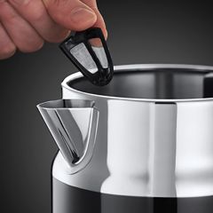 Russell Hobbs 21671-70 Retro Siyah Kettle